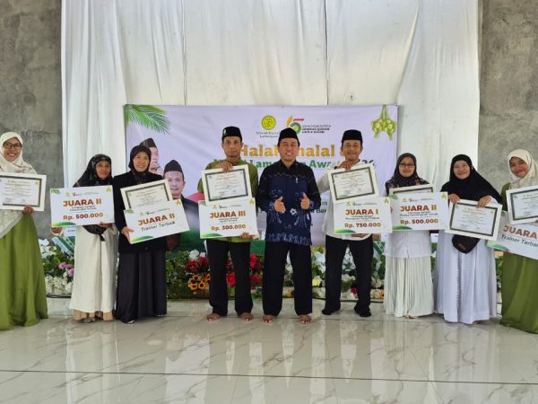 MI Ma’arif NU Sunan Drajat Lamongan Raih Sejumlah Penghargaan Bergengsi dalam Halal Bihalal dan Ummi Lamongan Award 2026